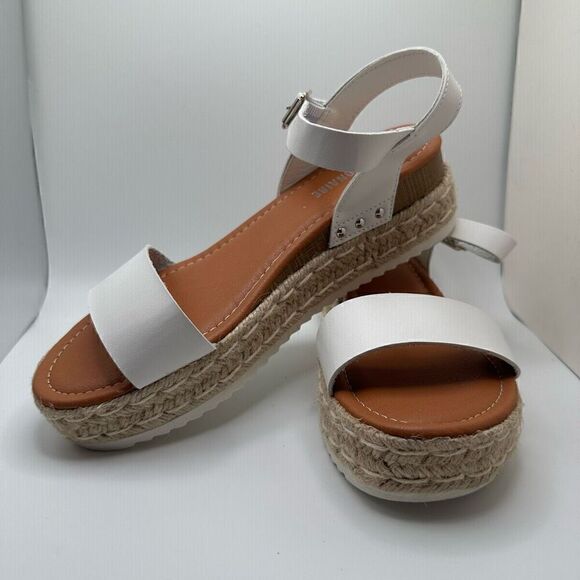 CUSHIONAIRE Women's Espadrille Platform Wedge Sandal 9 WHITE - Picture 7 of 7